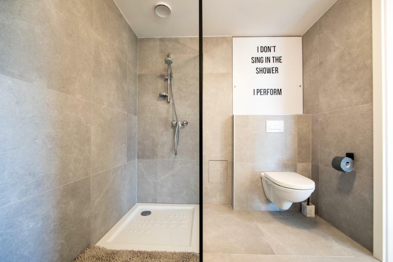 Jungle Mesh Lux Apartment بليد المظهر الخارجي الصورة